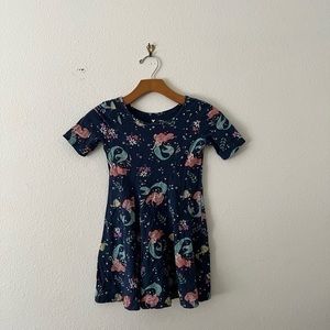 KIDS DISNEY DRESS SIZE 6